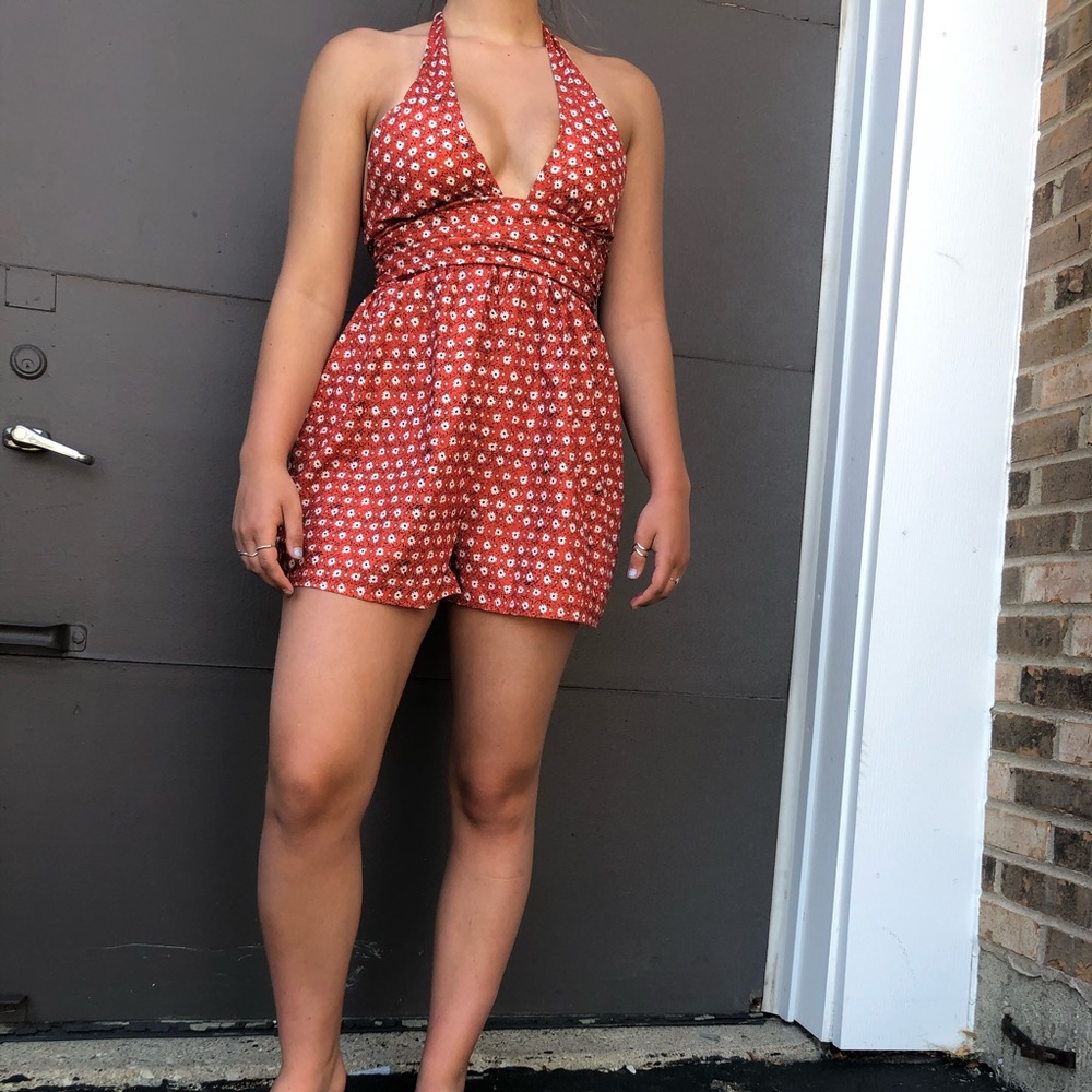 Daisy URBAN OUTFITTERS ROMPER